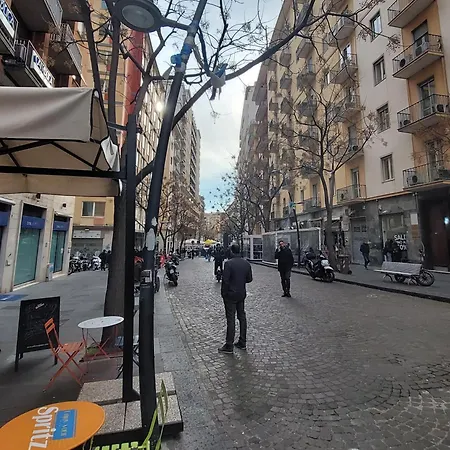 Cart's Naples